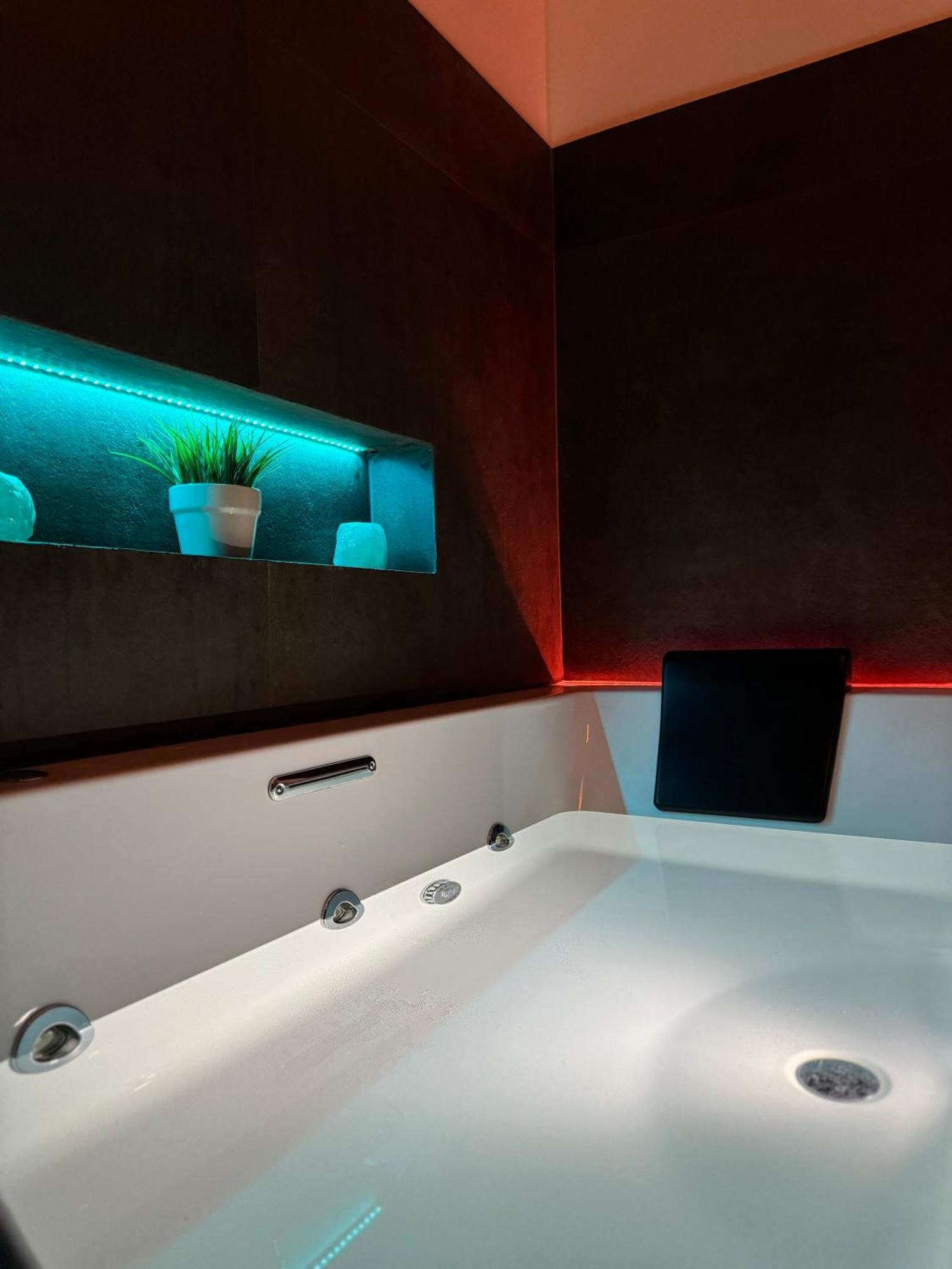 Aquarooms Luxury 3*